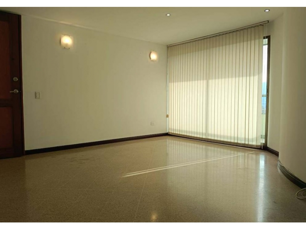 Arrriendo apartamento en medellin, el tesoro, SIN MUEBLES — foto 2