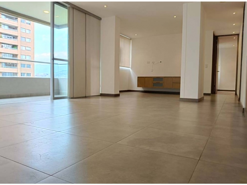 Arriendo apartamento en medellin, ciudad del rio PARA ESTRENAR