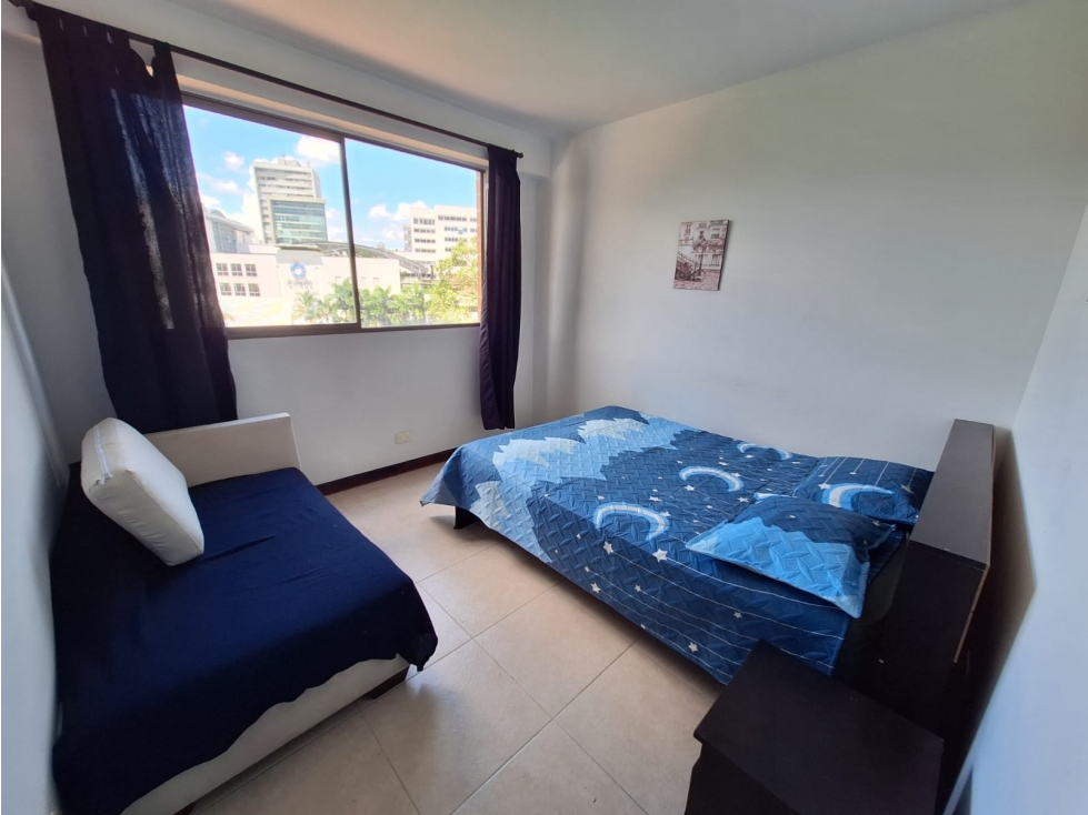 Alquilar apartamento en Medellin amoblado con balcón y 3 baños — foto 6
