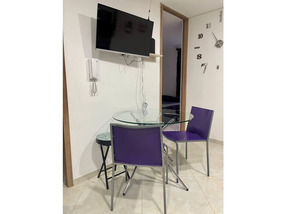 Renta de apartamento amoblado en Itagüí. Cerca al parque - 2