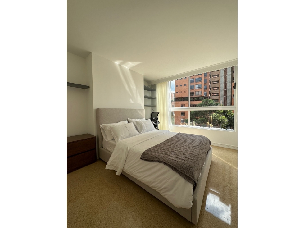 Alquiler apartamento amoblado medellin en Provenza amplio — foto 4