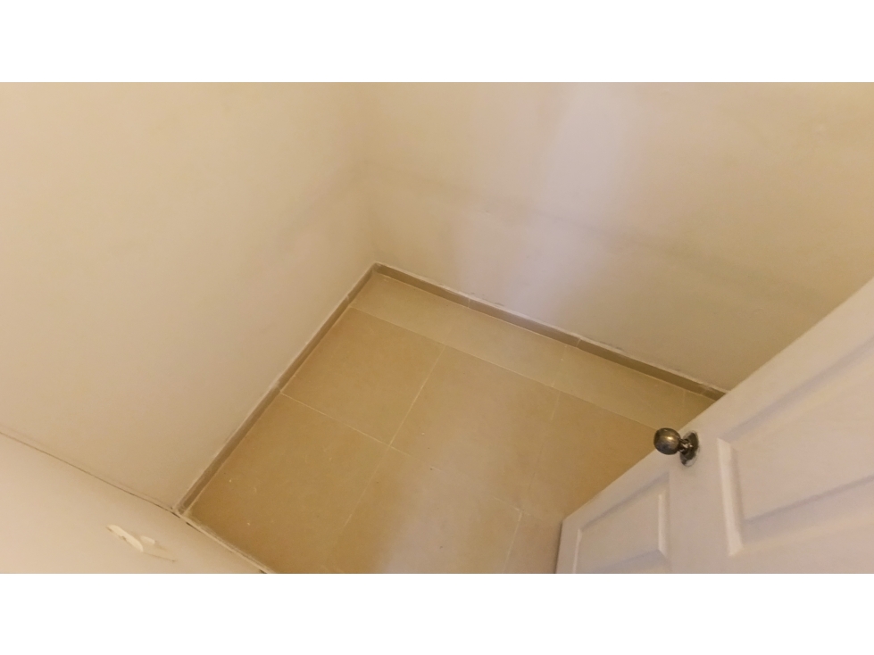 Arriendo apartamento en Medellín, el poblado, SIN MUEBLES — foto 6