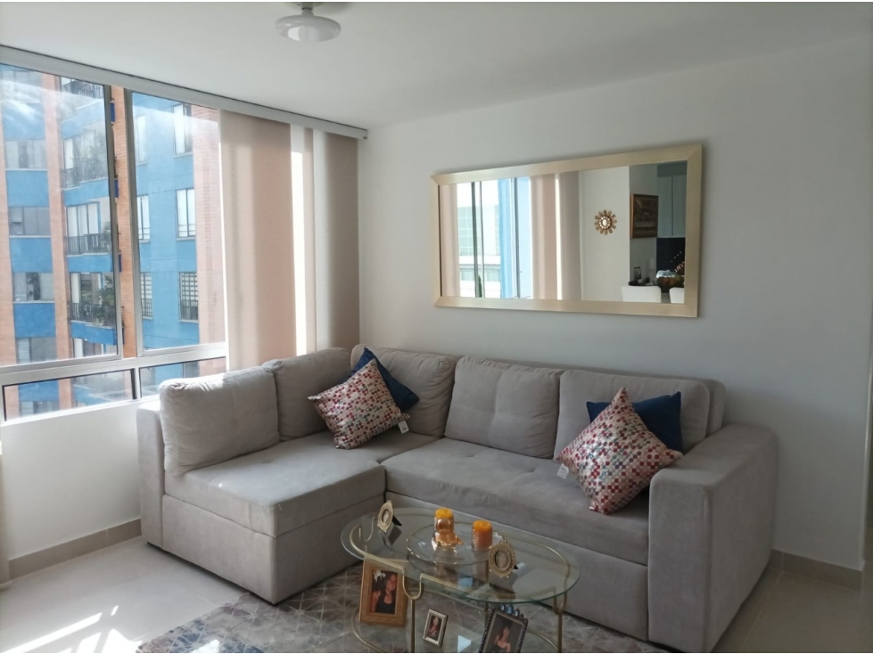 Arriendo apartamento en Medellín, el poblado, AMOBLADO — foto 4