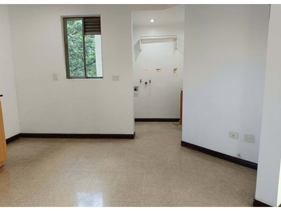 Arrriendo apartamento en medellin, el tesoro, SIN MUEBLES — foto 3