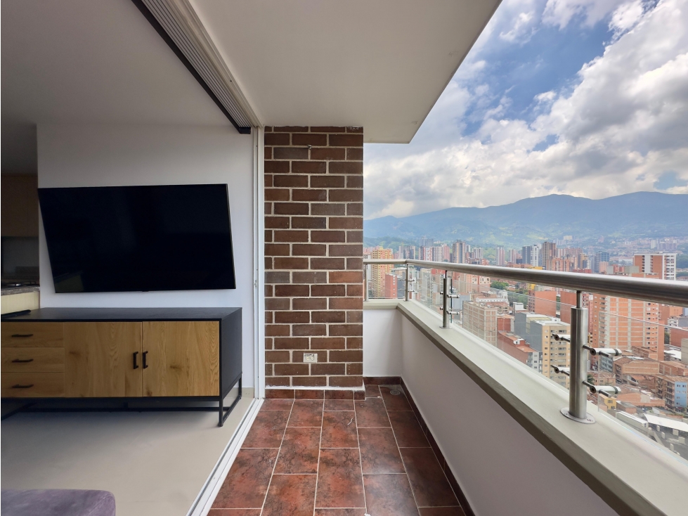 Arriendo de Apartamento Amoblado POR MES en Sabaneta, parte baja — foto 4