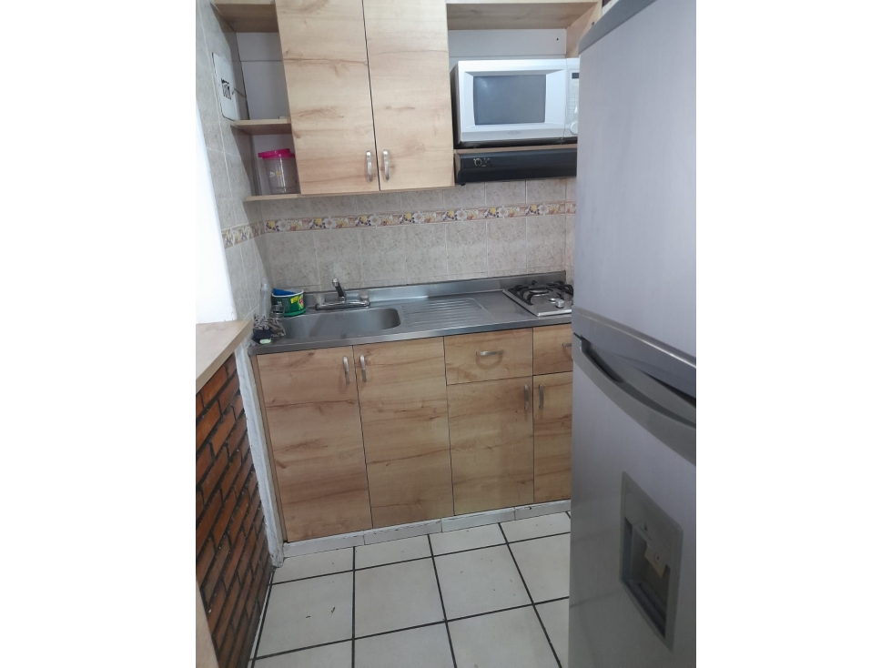 Apartamento itagui arriendo 2 alcobas, balcón y patio en Santamaría — foto 5