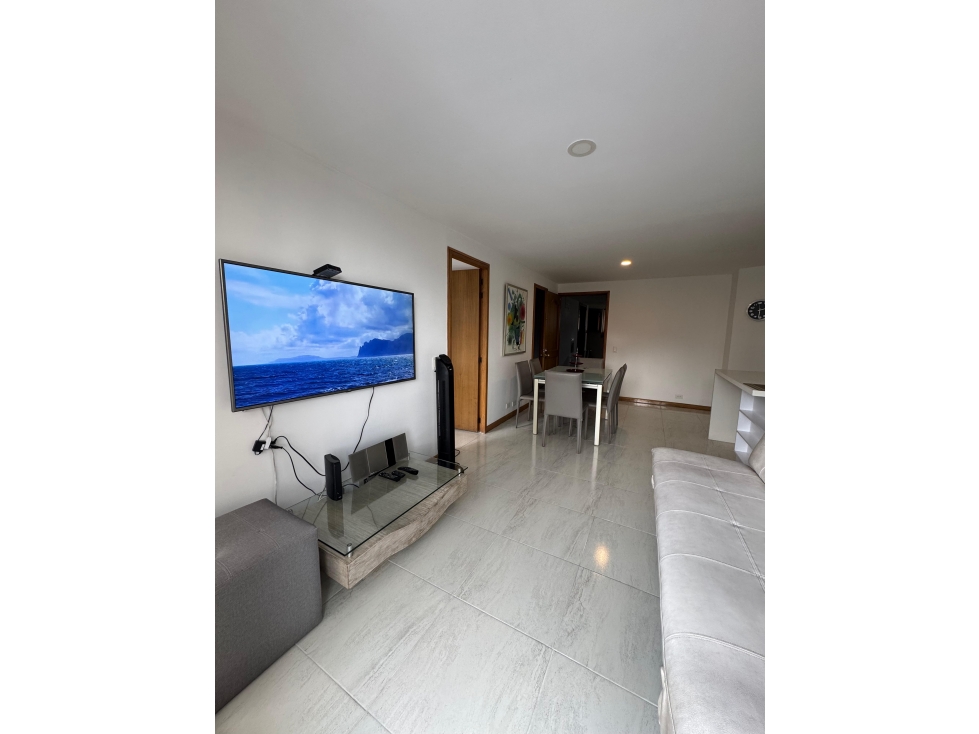 Apartamento en alquiler en Medellín amoblado en El Poblado — foto 3