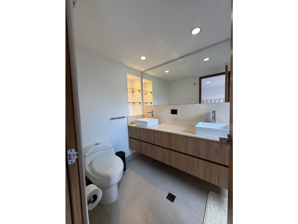 alquiler apartamentos amoblados medellin en Vizcaya El Poblado — foto 6