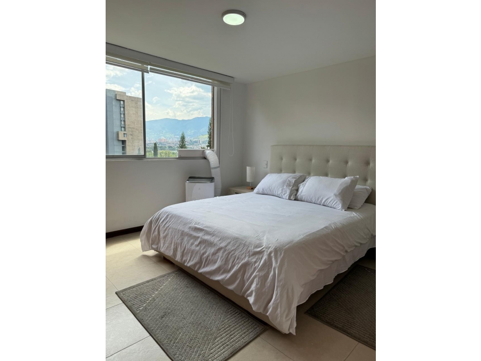 Alquiler de apartamento en Medellín: amoblado de 95 m² en El Poblado — foto 6