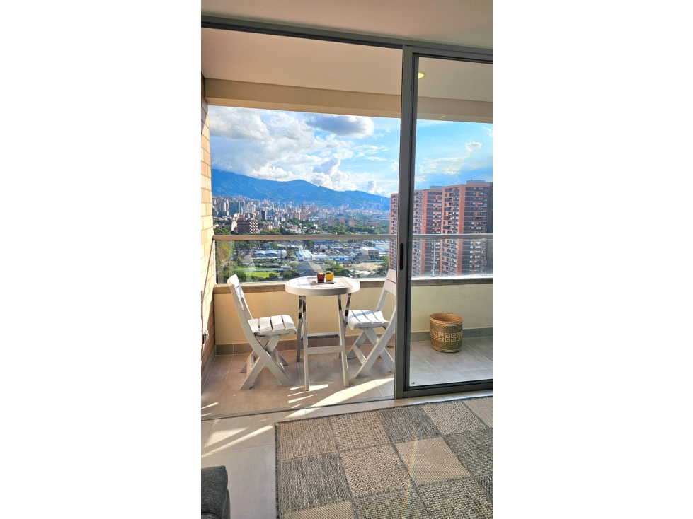 Alquiler apartaestudio amoblado con vista panorámica en Ciudad del Río — foto 5