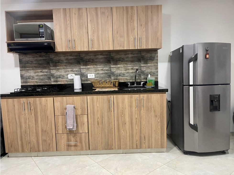 Renta de apartamento amoblado en Itagüí. Cerca al parque - 5