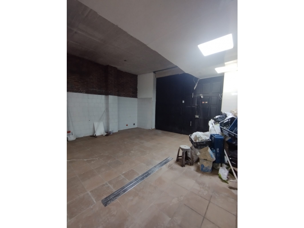 BODEGA COMERCIAL EN ARRIENDO ALCAZARES — foto 3