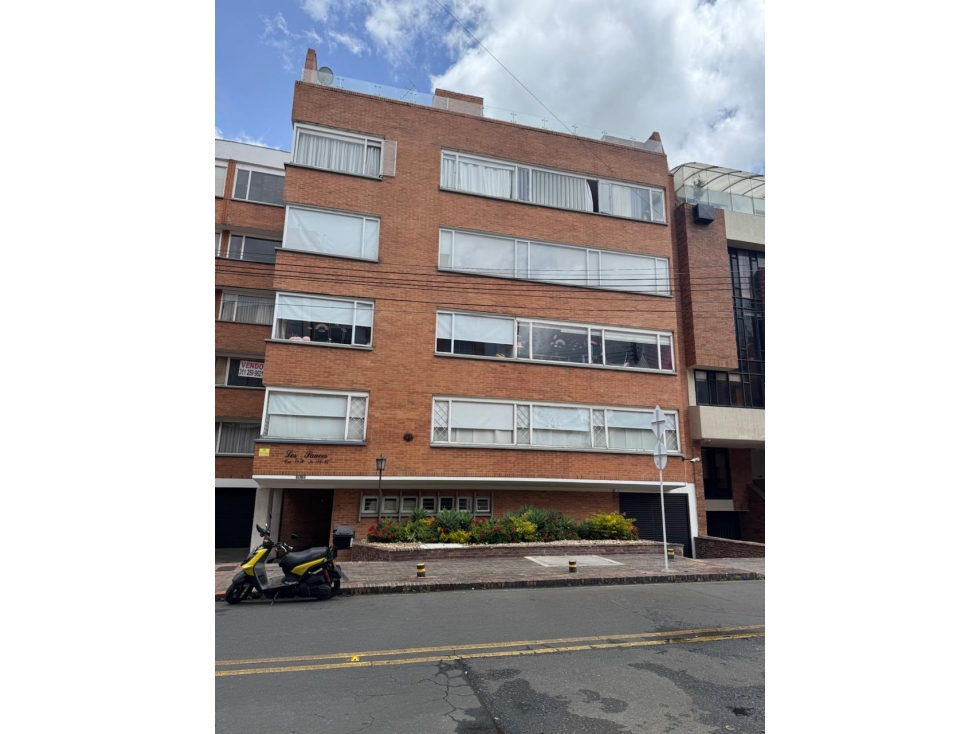 APARTAMENTO LOS SAUCES VENTA 203