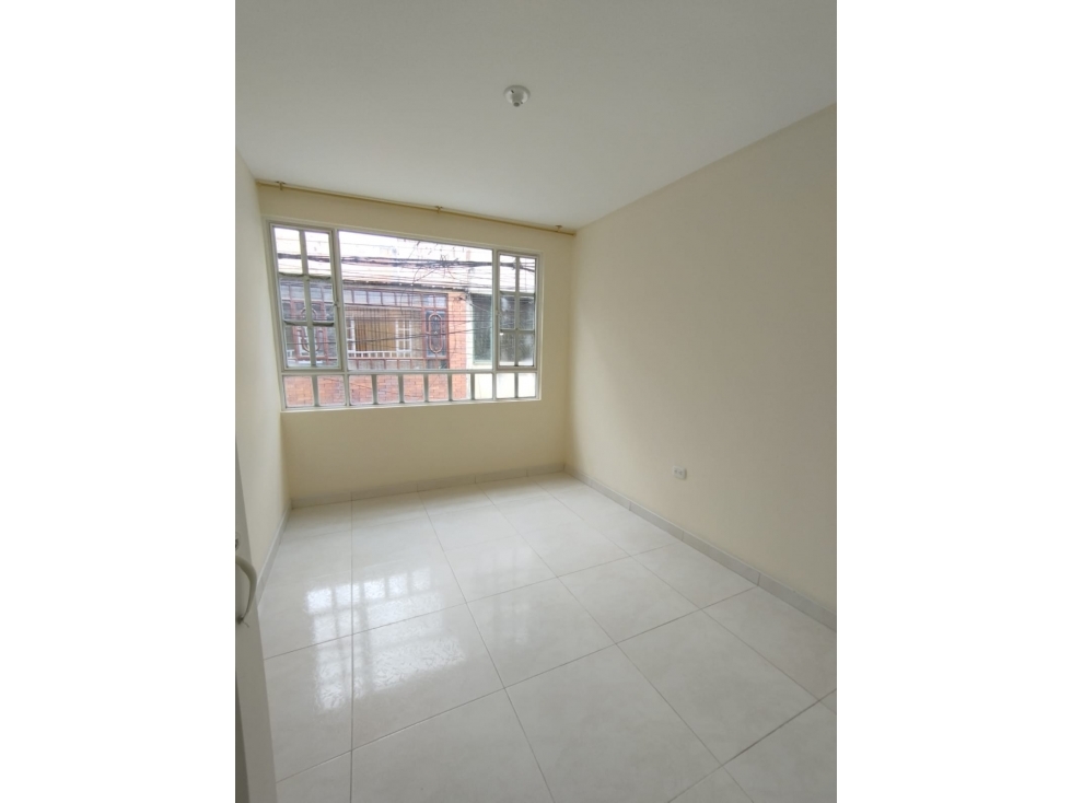 APARTAMENTO EN ARRIENDO PATIO BONITO — foto 2