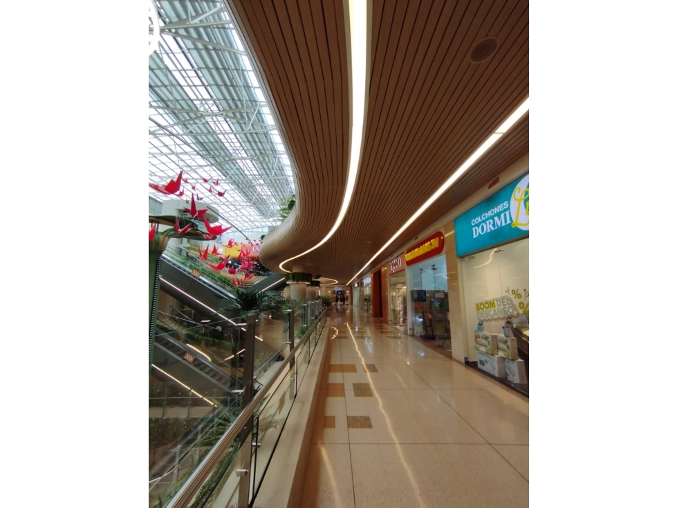 ARRENDAMIENTO LOCAL COMERCIAL CENTRO COMERCIAL SANTAFÉ — foto 2