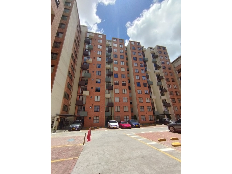 APARTAMENTO EN ARRIENDO PEDREGAL ALAMOS — foto 2