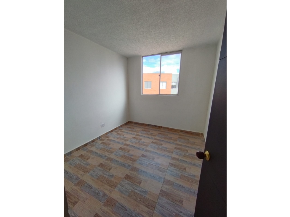 APARTAMENTO EN CIUDAD VERDE-EDIFCIO ALCAPARROS — foto 6