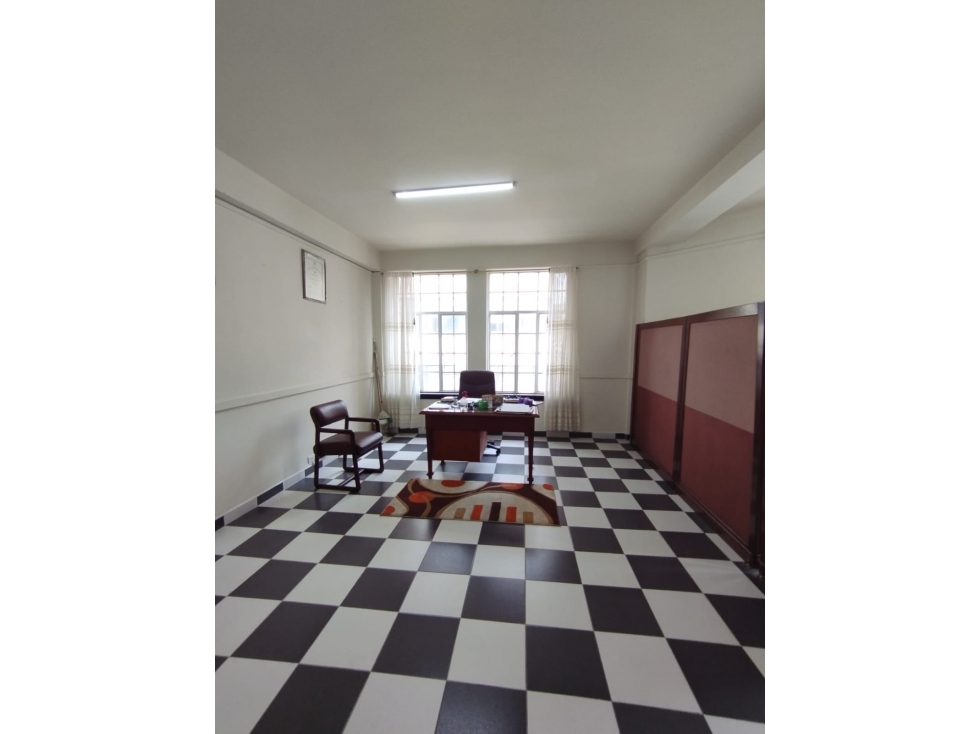 OFICINA EN ARRIENDO EDIFICIO CON EXCELENTE UBICACION — foto 3