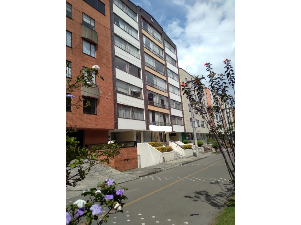 VENTA APARTAMENTO QUINTA PAREDES — foto 2
