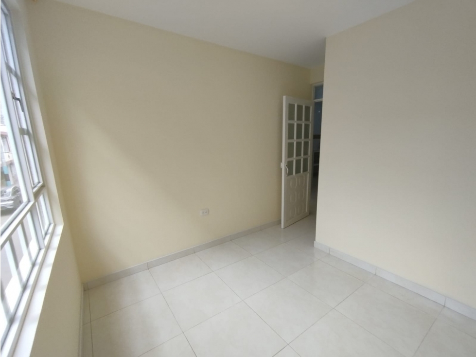 APARTAMENTO EN ARRIENDO PATIO BONITO — foto 4