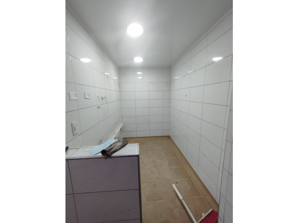 BODEGA COMERCIAL EN ARRIENDO ALCAZARES — foto 6