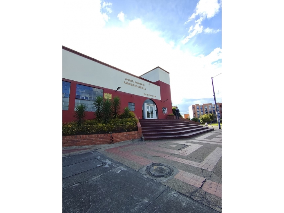 APARTAMENTO EN VENTA CONJUNTO PARQUES DE CASTILLA/ APTO 504