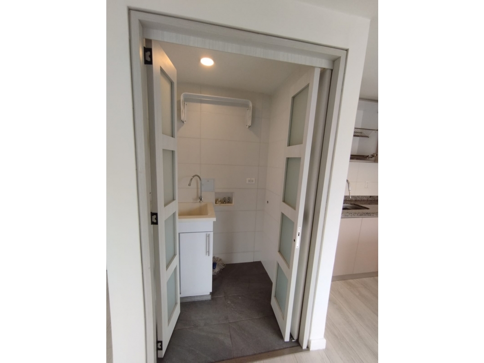 APARTAMENTO EN CHAPINERO EDIFICIO AV 13 — foto 6