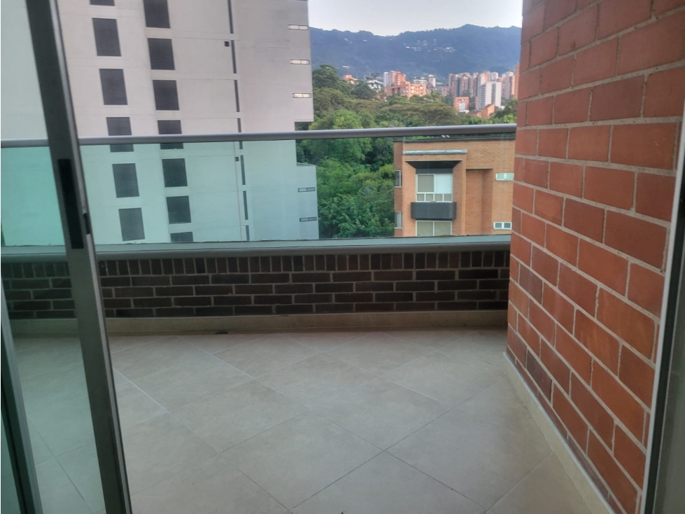 VENTA APARTAMENTO EL POBLADO, SANTA MARÍA DE LOS ÁNGELES — foto 3