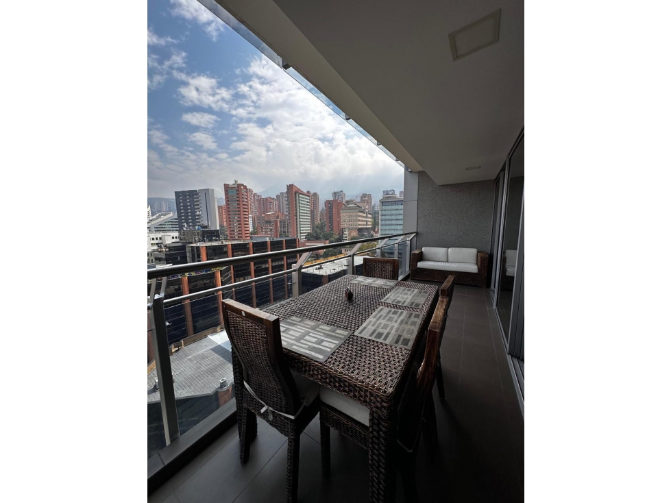 VENTA APARTAMENTO POBLADO MILLA DE ORO - RENTAS CORTAS