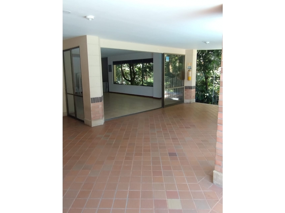 VENTA CASA ENVIGADO BENEDICTINOS — foto 2