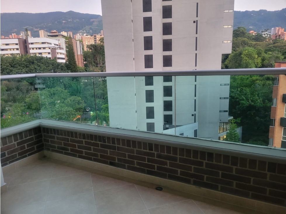 VENTA APARTAMENTO EL POBLADO, SANTA MARÍA DE LOS ÁNGELES — foto 2