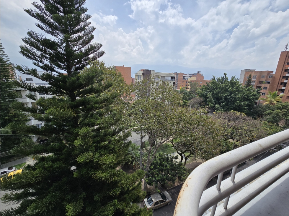 VENTA APARTAMENTO LAURELES LA CASTELLANA — foto 2