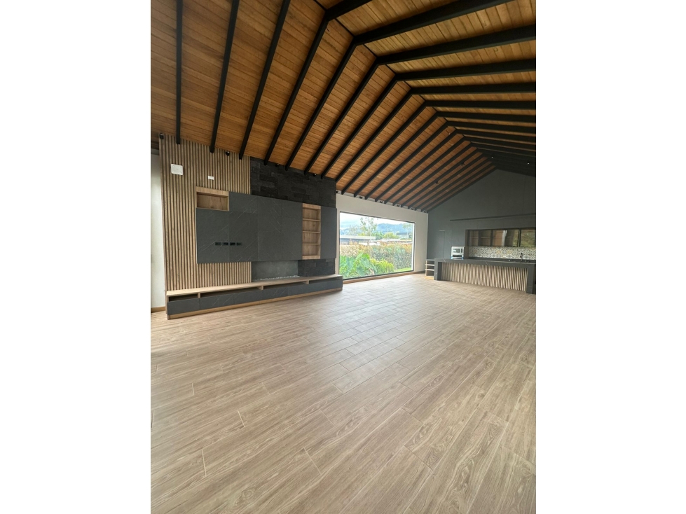 VENTA CASA CAMPESTRE LLANOGRANDE — foto 2
