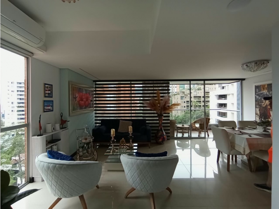 Exclusivo Apartamento Duplex Amoblado en Castropol | 4 Hab + 3.5 Baños