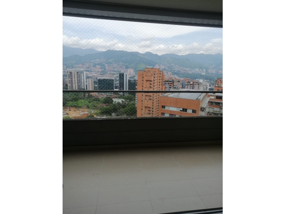 VENTA APARTAMENTO POBLADO, BALSOS
