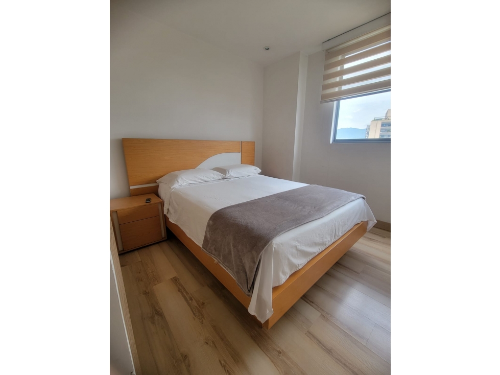 VENTA APARTAMENTO POBLADO CASTROPOL — foto 4
