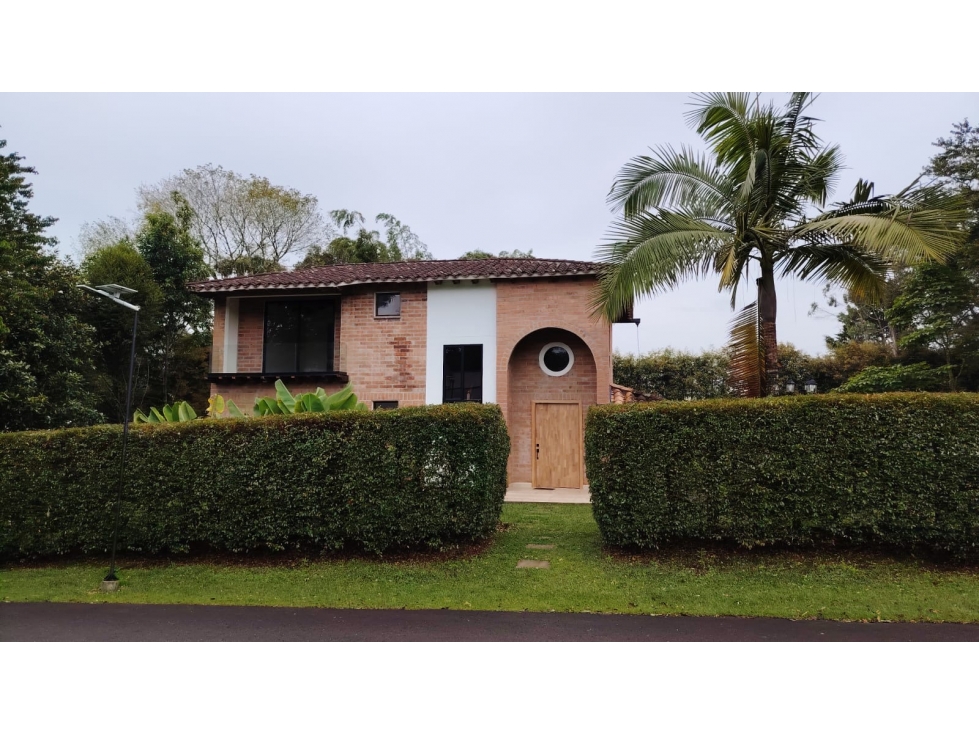 Casa campestre en LLANOGRANDE para la venta