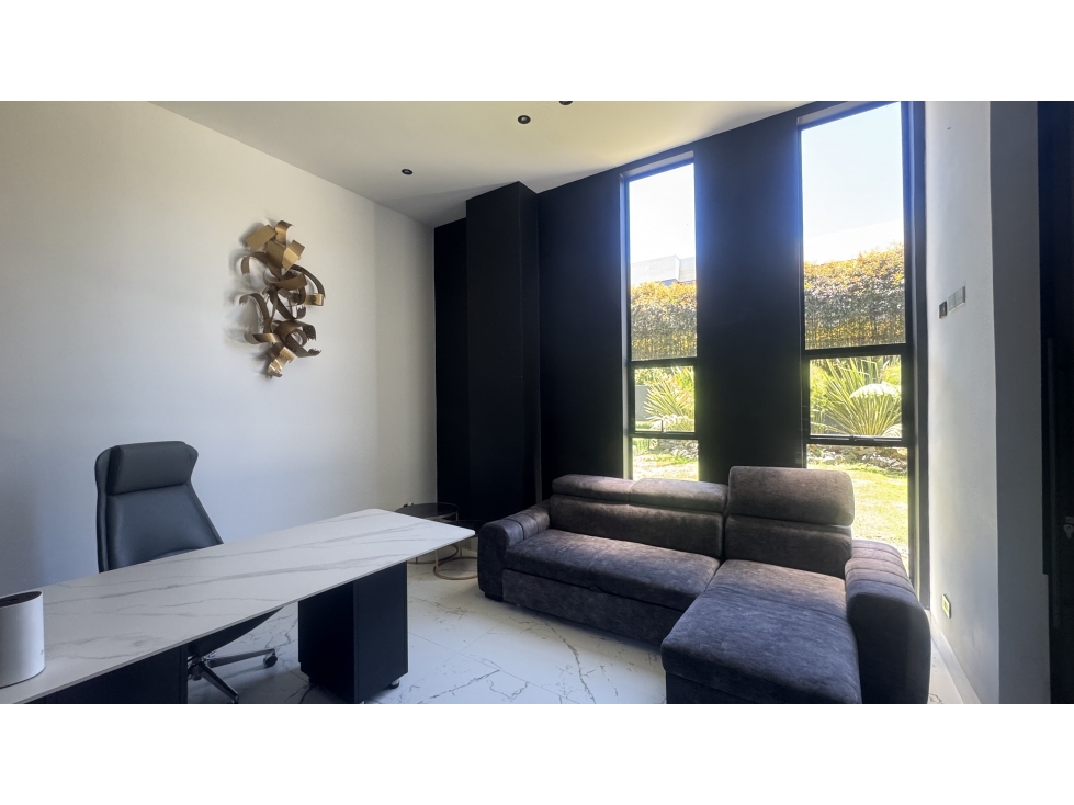 Casa con piscina en el alto de las palmas — foto 6