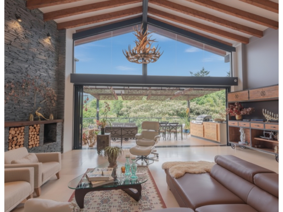 Casa para la venta en la Variante las palmas