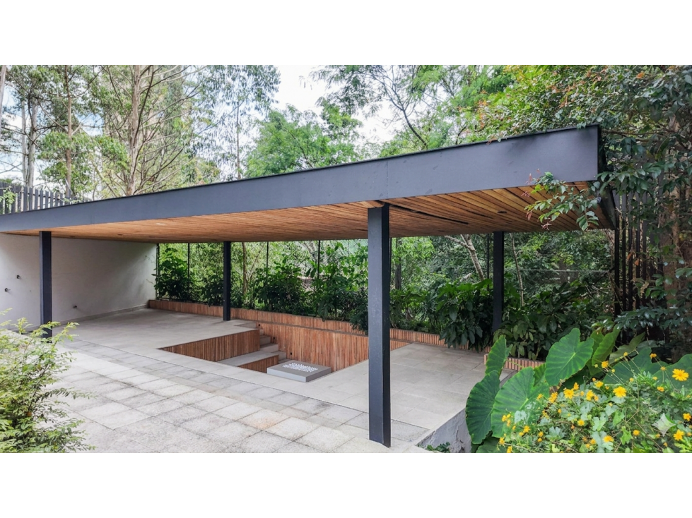 Hermosa Casa En Sector Tranquilo con Piscina — foto 2