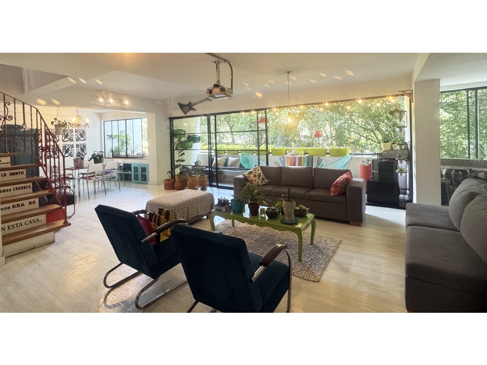 Apartamento duplex para la venta con excelente ubicación, El Poblado