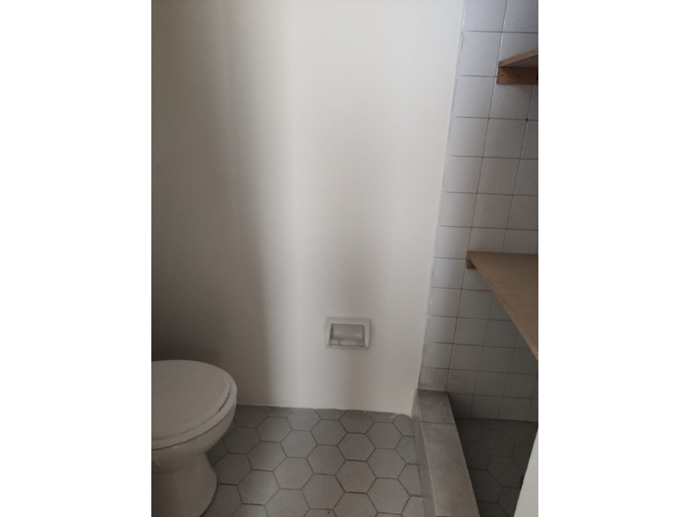 Apartamento cómodo y bien ubicado en Conquistadores para arriendo — foto 5