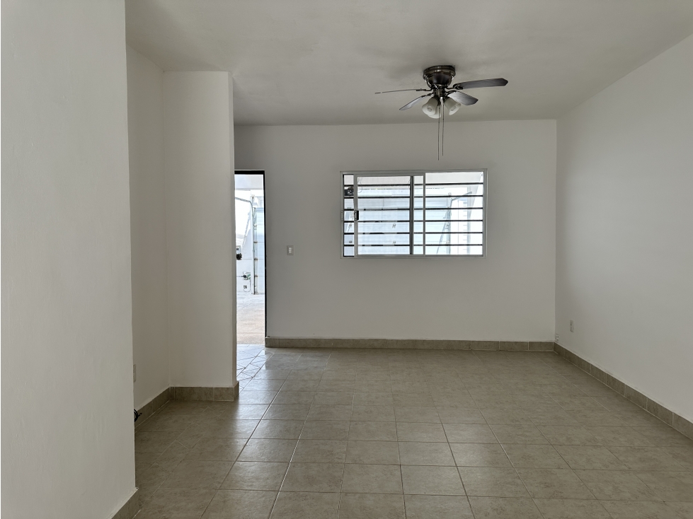 RENTA DE CASA EN ISLA AZUL, CANCÚN - 1
