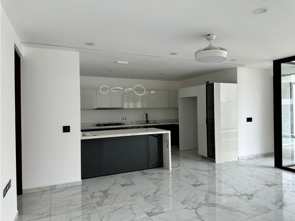 VENTA HERMOSA CASA EN VIA CUMBRES — foto 4