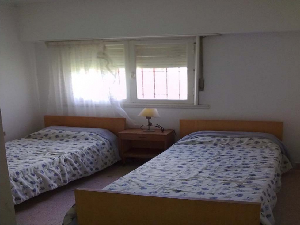 Chalet planta baja con jardin en Punta Mogotes — foto 5