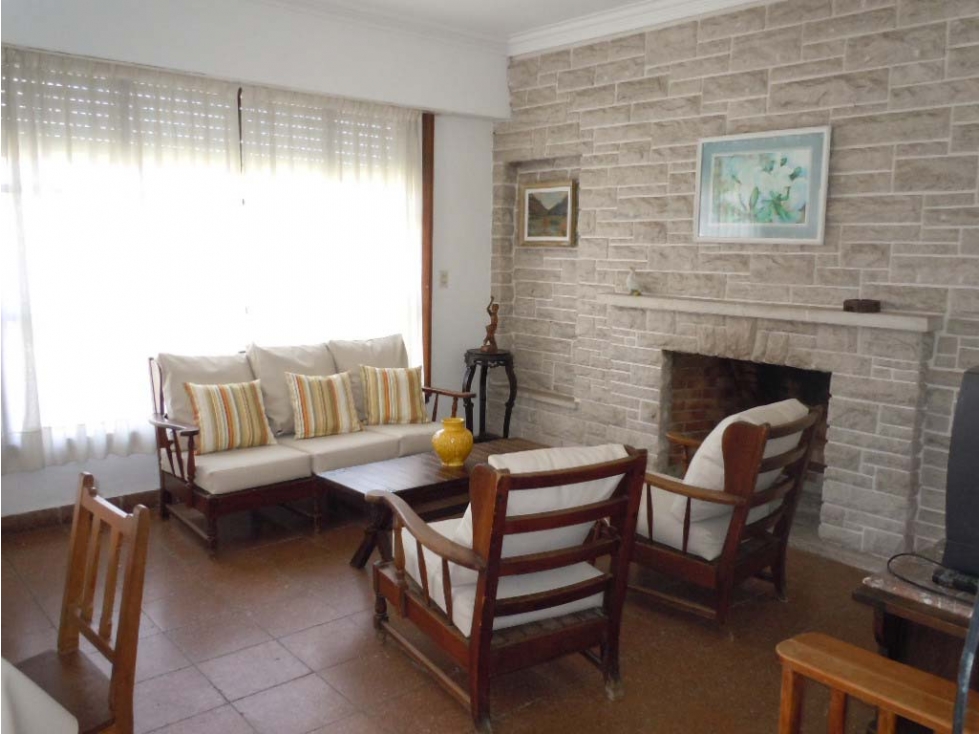Espectacular Chalet de 3 dormitorios cerca del mar en Punta Mogotes — foto 4
