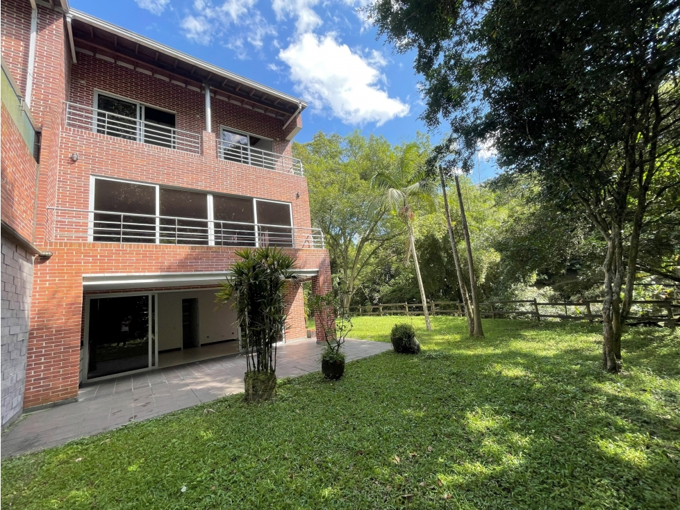 Venta de casa, sector Zúñiga - Envigado