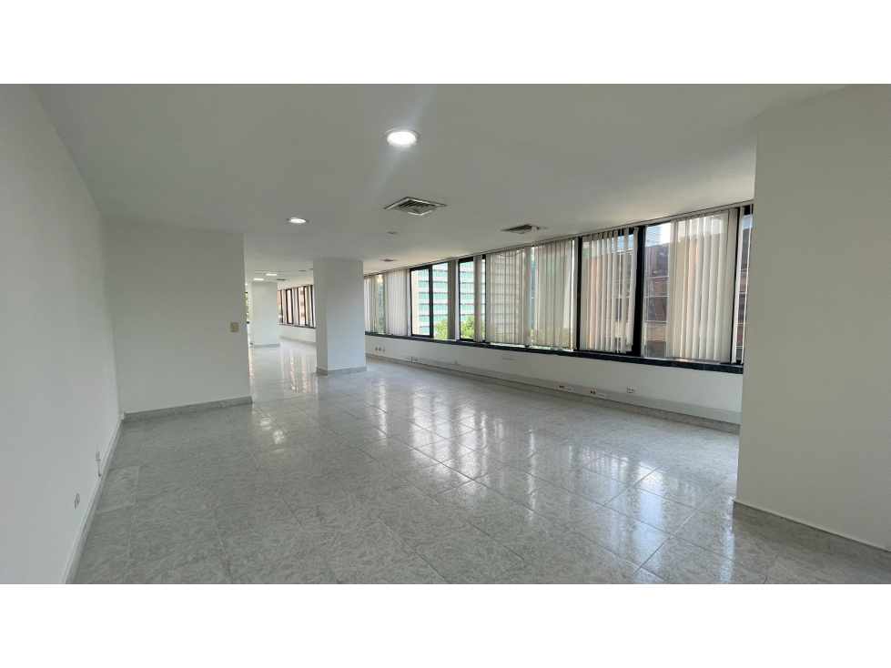 Arriendo / Venta de Oficina en el Poblado - 6