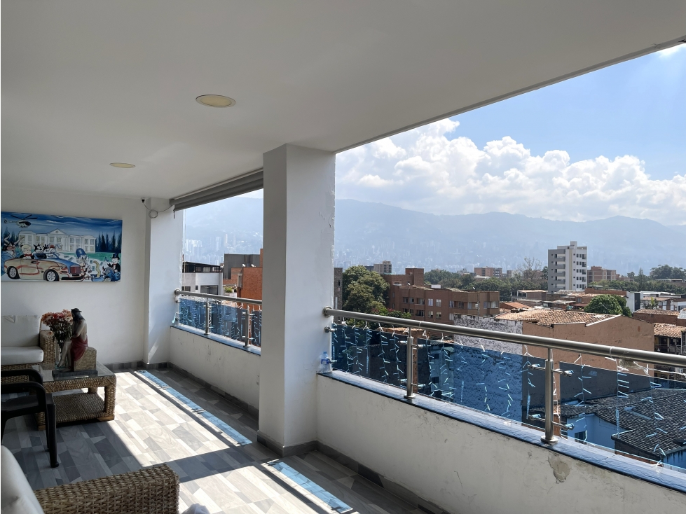 Venta de Apartamento, Laureles - Medellín