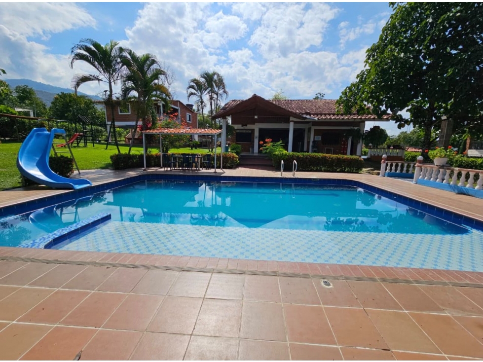 FINCA PARA ALQUILER EN SOPETRÁN-ANTIOQUIA